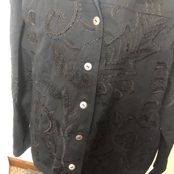 Laura Ashley women’s black button up bead embroidered jacket size large​ - Picture 2 of 8